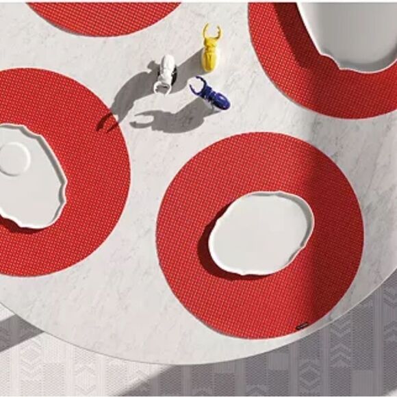 Tango Red Snakeskin Round Pebbled Faux Leather Vinyl Placemat set of 6 - Picture 6 of 8